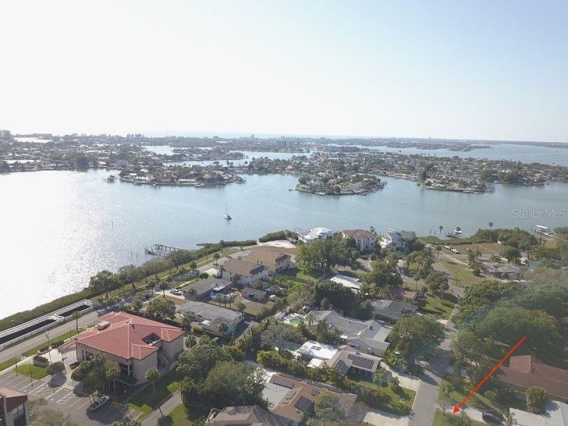 7025 Hibiscus Avenue S, South Pasadena, FL 33707 Photo