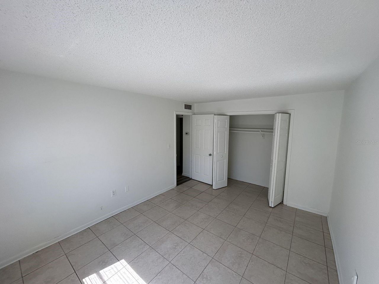 7025 Hibiscus Avenue S, South Pasadena, FL 33707 Photo