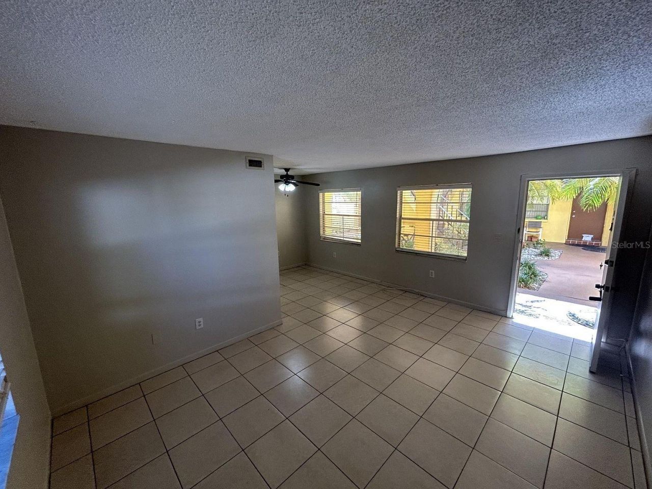 7025 Hibiscus Avenue S, South Pasadena, FL 33707 Photo