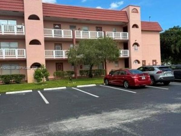 9641 Sunrise Lakes Blvd , Unit 111, Sunrise, FL 33322