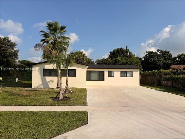 6211 NW 16th Ct, Sunrise, FL 33313