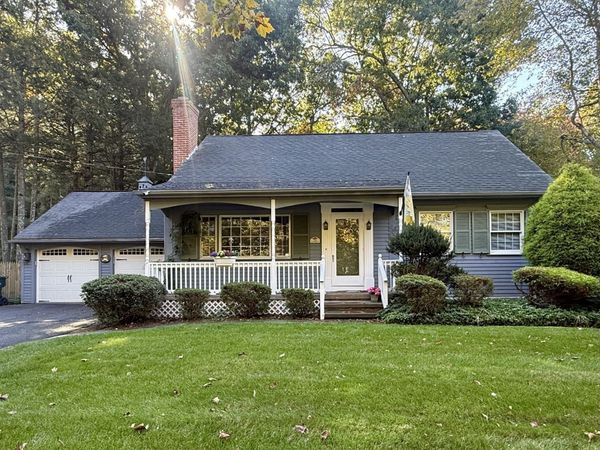 719 South Branch Parkway, Springfield, MA 01118