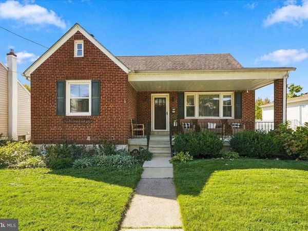 227 HAZEL AVENUE , FOLSOM, PA 19033