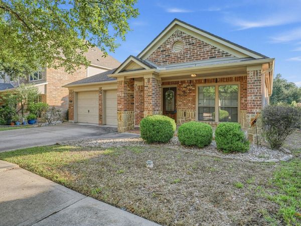 747 Westbury LN , Georgetown, TX 78633