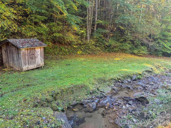 8888 Pumpkintown Road , Sylva, NC 28779