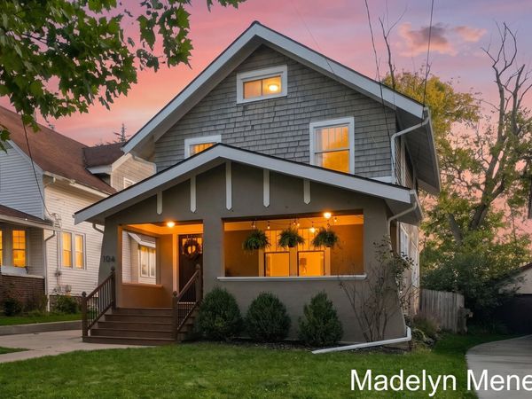 104 Mayfield Avenue NE, Grand Rapids, MI 49503