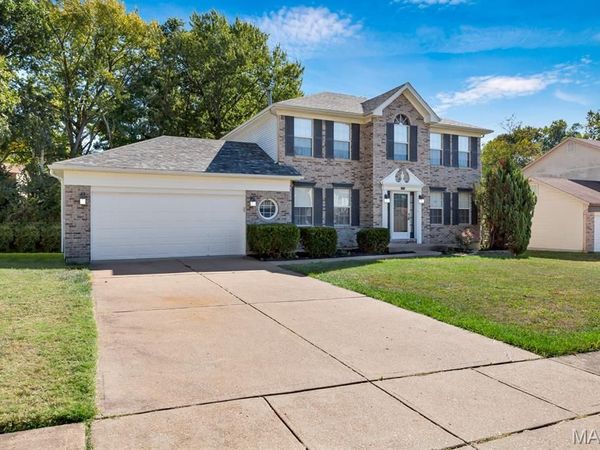 9942 Colonnade Meadows Drive, Bellefontaine Nghbrs, MO 63137