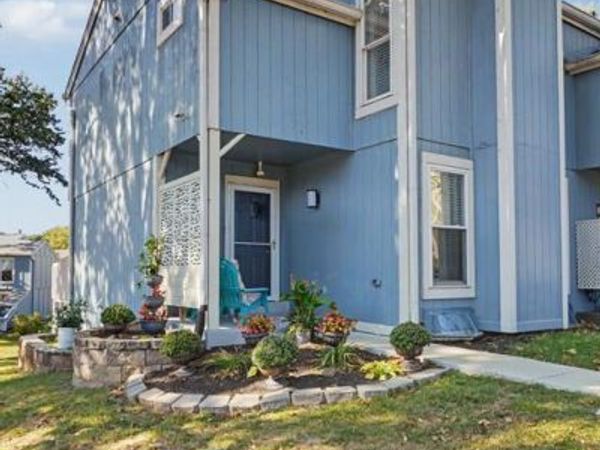 81 Schooner Lane , Unit 1, Lake St Louis, MO 63367