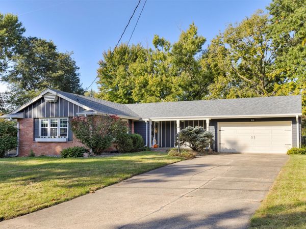 916 29th Street, West Des Moines, IA 50265