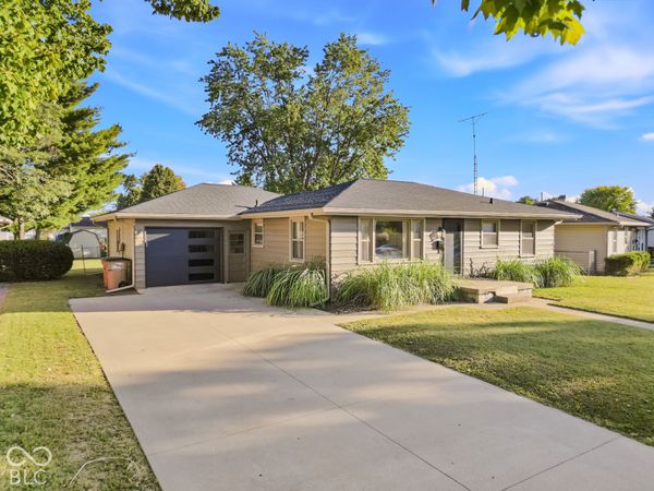 385 S Brooks Street , Columbus, IN 47201