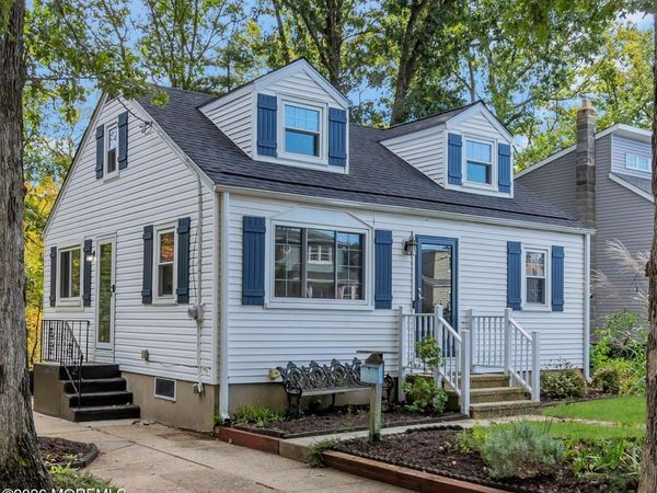 32 Bruning Lane, Spotswood, NJ 08884