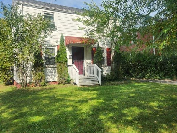 19611 Libby Road , Maple Heights, OH 44137