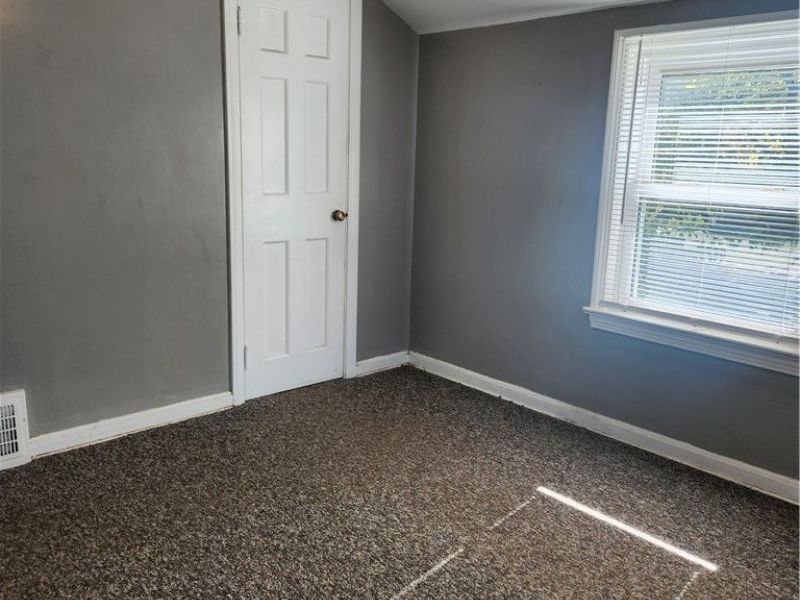 19611 Libby Road, Maple Heights, OH 44137 Photo 9