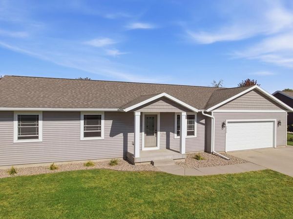 2020 Cedarwood AVENUE, Sparta, WI 54656