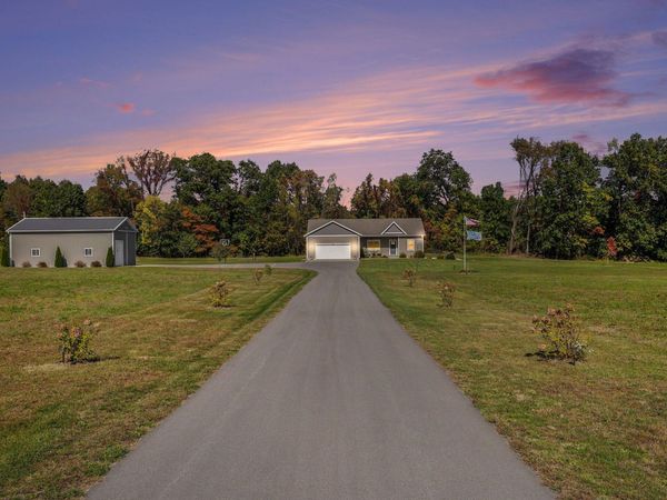 6715 Pine Road, Benton Harbor, MI 49022
