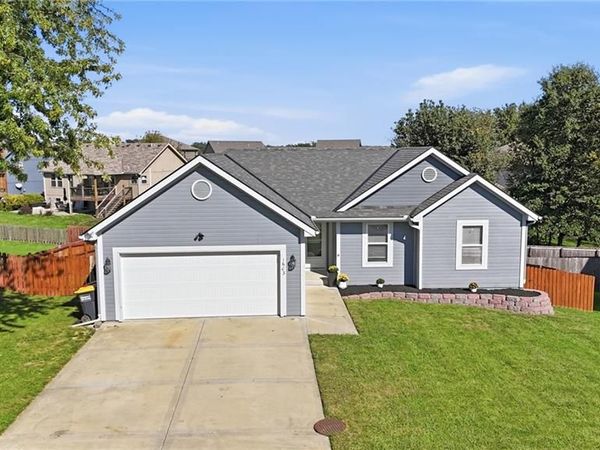 1603 Clear Creek Drive, Kearney, MO 64060