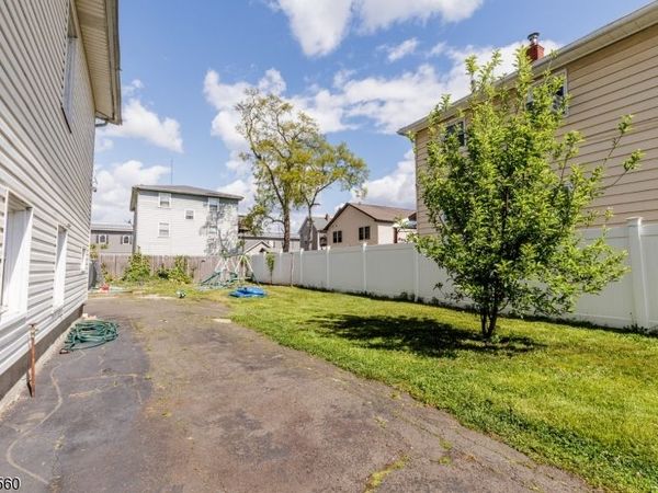 627 Van Buren Ave, Linden, NJ 07036
