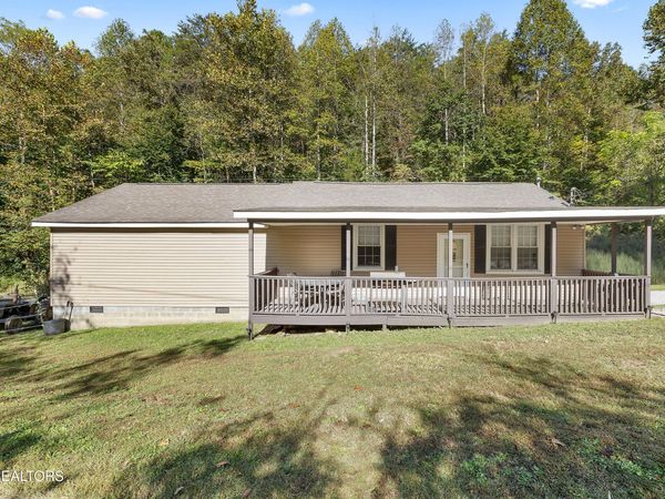 163 Ridge Rd, Sharps Chapel, TN 37866