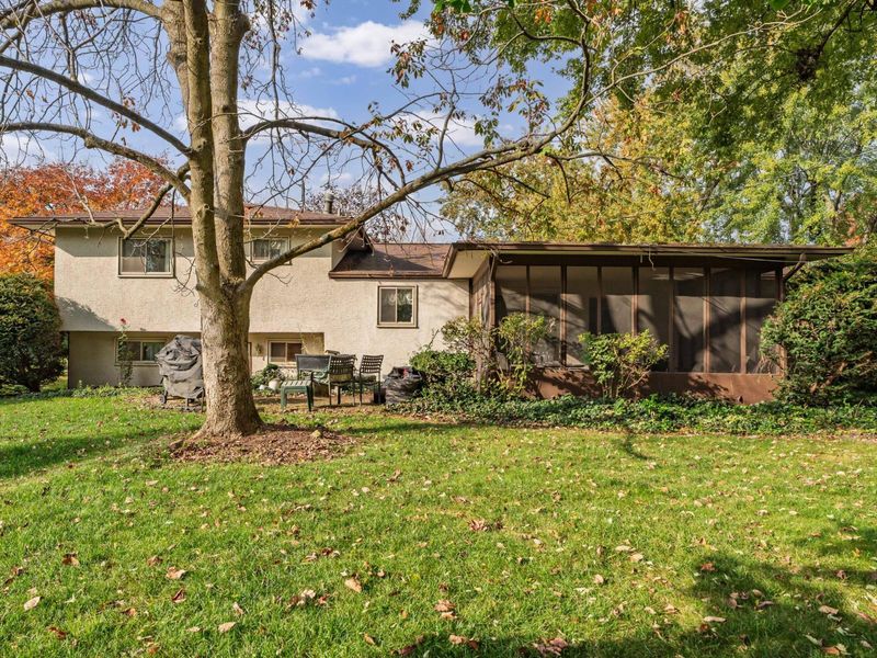 4286 Kenridge Drive, Columbus, OH 43220 Photo 8