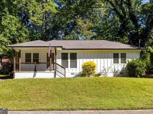 2491 Glendale Circle SE, Smyrna, GA 30080
