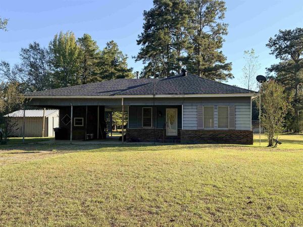 143 Wilmar Rd, Crossett, AR 71635
