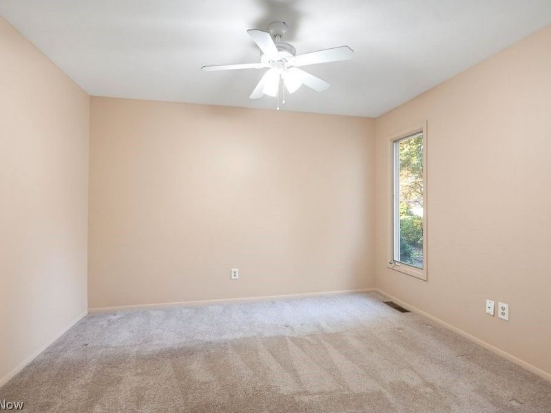 5851 Mills Creek Lane, North Ridgeville, OH 44039 Photo 16