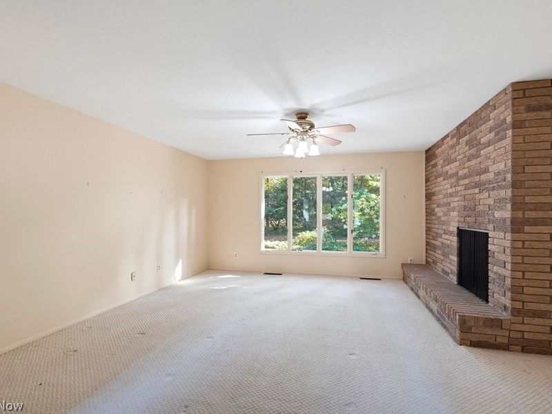 5851 Mills Creek Lane, North Ridgeville, OH 44039 Photo 3