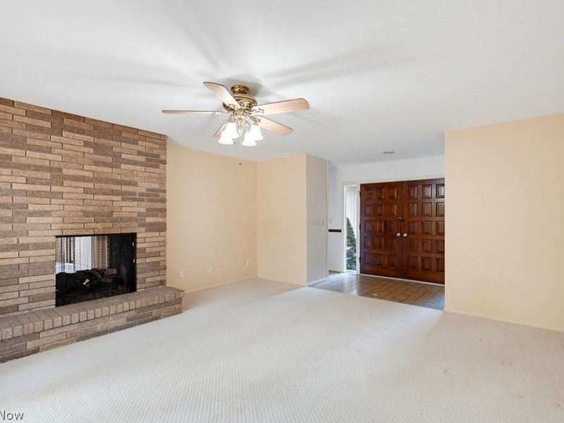 5851 Mills Creek Lane, North Ridgeville, OH 44039 Photo 4