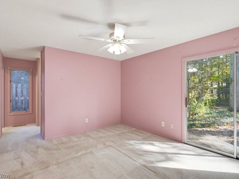 5851 Mills Creek Lane, North Ridgeville, OH 44039 Photo 6