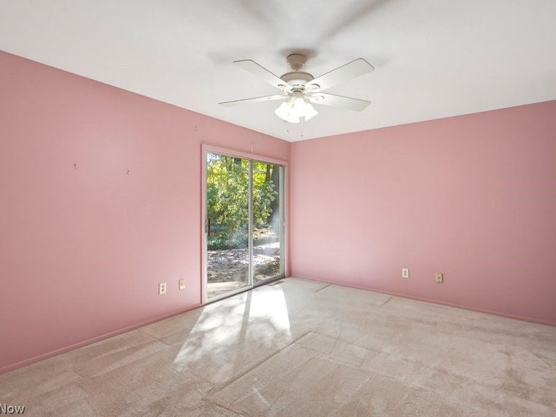 5851 Mills Creek Lane, North Ridgeville, OH 44039 Photo 7