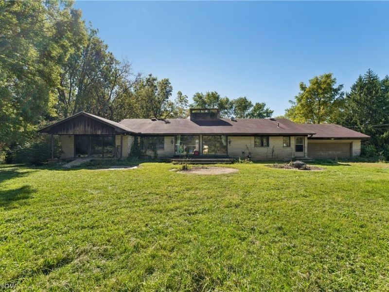 11843 Grafton Road, Grafton, OH 44044 Photo 1