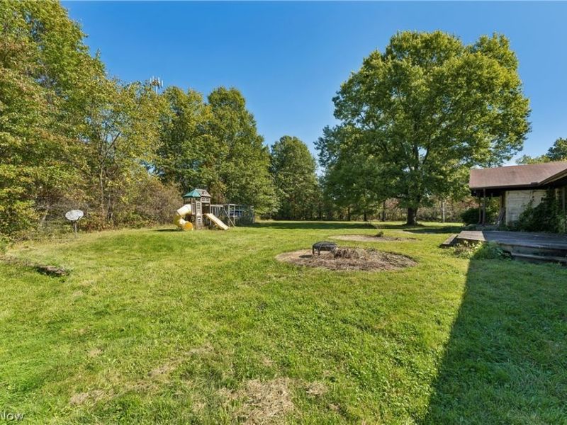 11843 Grafton Road, Grafton, OH 44044 Photo 2