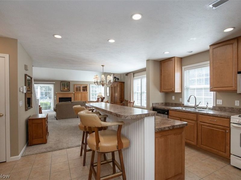 779 Timberline Trail, Northfield, OH 44067 Photo 4