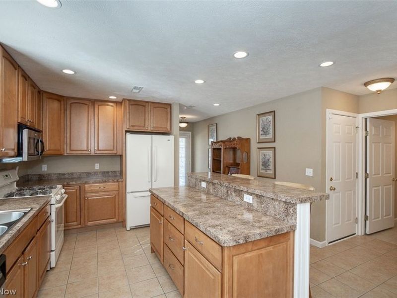 779 Timberline Trail, Northfield, OH 44067 Photo 8