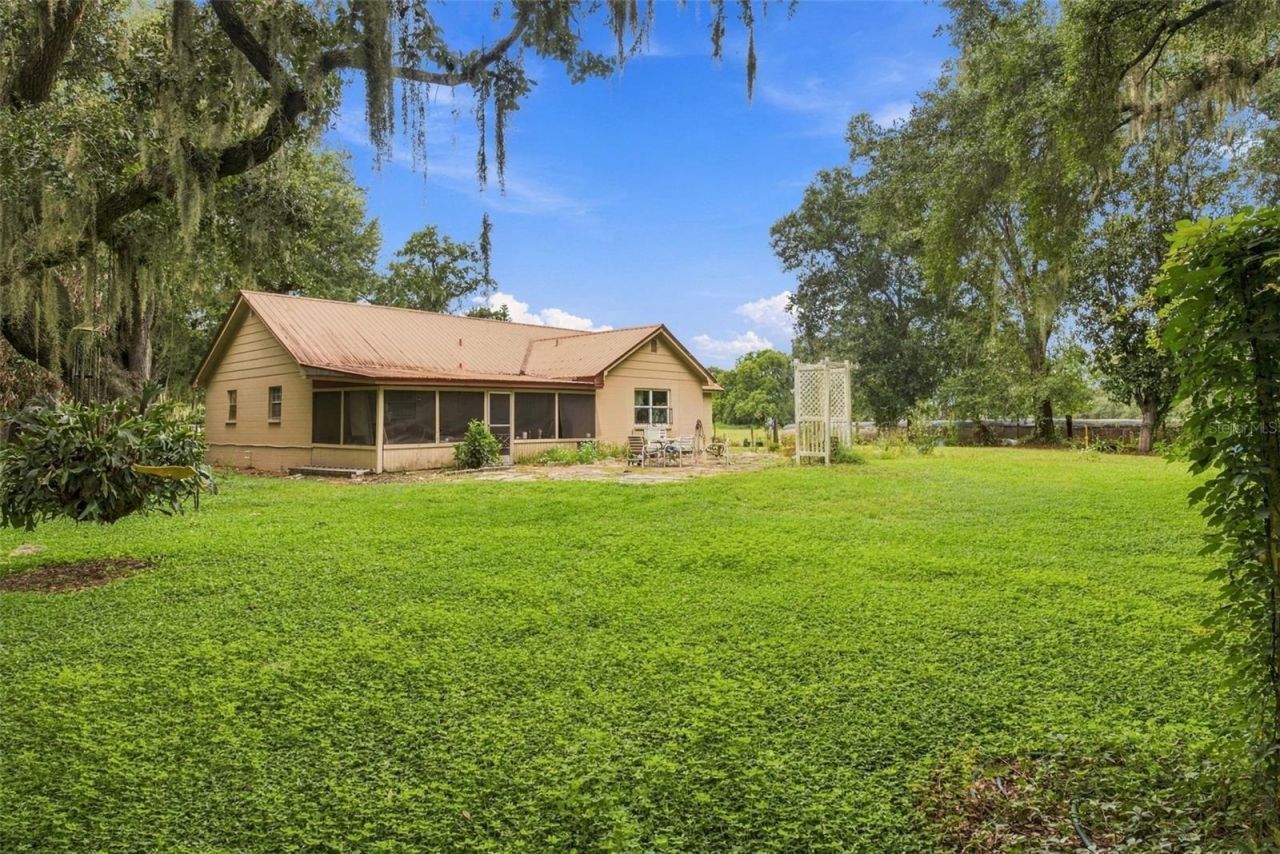 2647 Mcintosh Road, Dover, FL 33527 Photo
