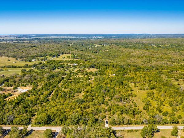 5 Turkey Pen Hollow Road , Henryetta, OK 74437