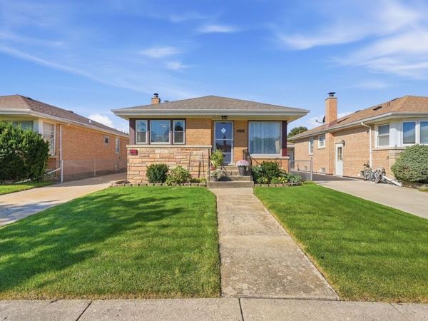 2416 Ernst Street , Franklin Park, IL 60131