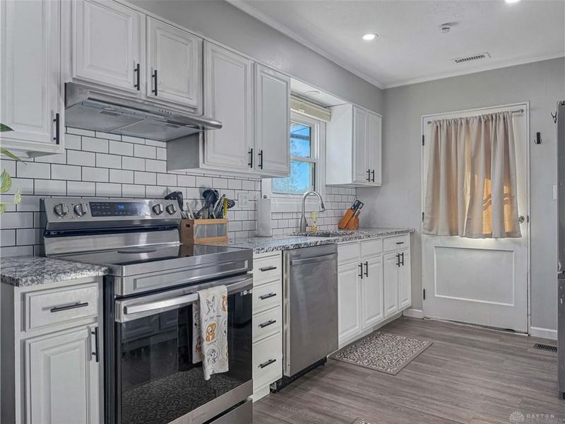 606 S High Street, Urbana, OH 43078 Photo 9