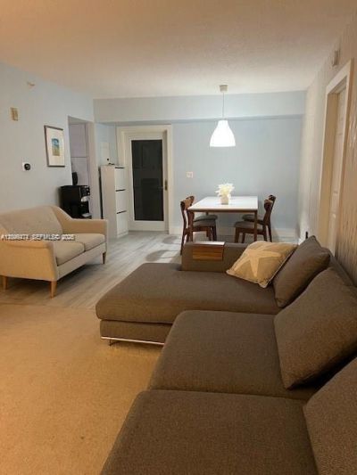 7800 Collins Ave, Unit 204, Miami Beach, FL 33141 Photo