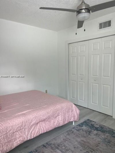 7800 Collins Ave, Unit 204, Miami Beach, FL 33141 Photo