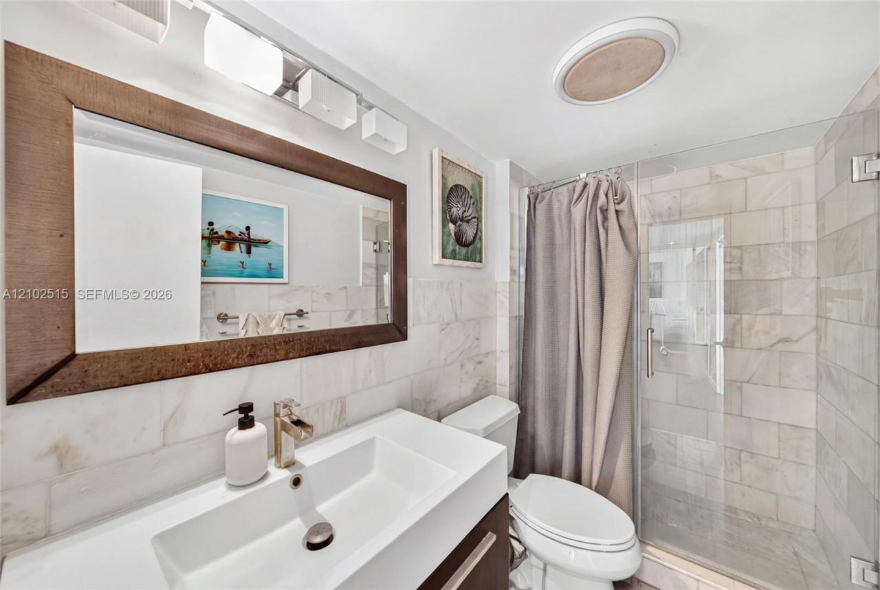 3375 N Country Club Dr , Unit 1506, Aventura, FL 33180 Photo