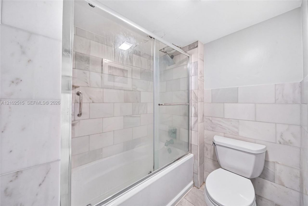 3375 N Country Club Dr , Unit 1506, Aventura, FL 33180 Photo
