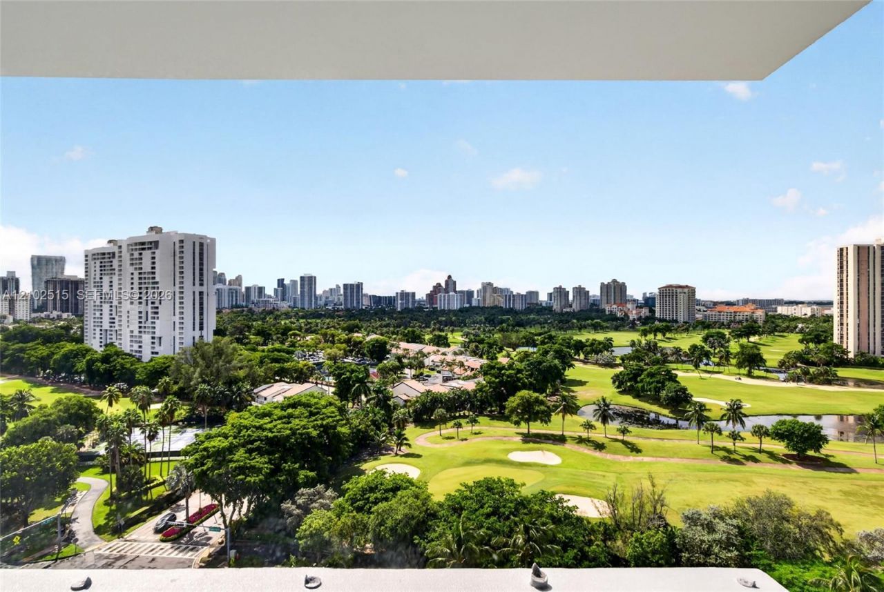 3375 N Country Club Dr , Unit 1506, Aventura, FL 33180 Photo