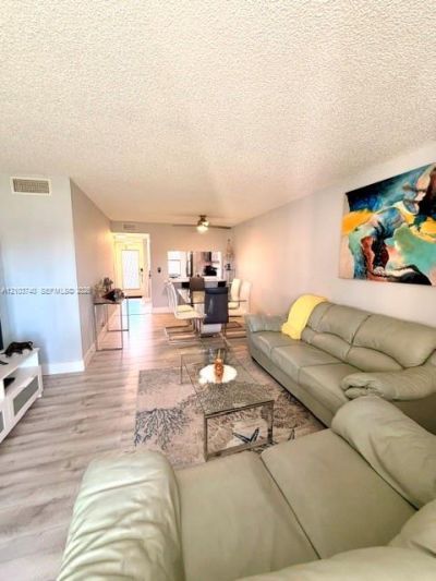 10405 Sunrise Lakes Blvd, Unit 202, Sunrise, FL 33322 Photo