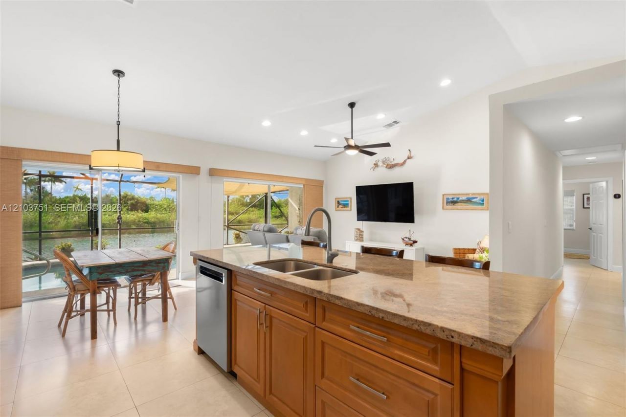 1381 NW 129th Way, Sunrise, FL 33323 Photo