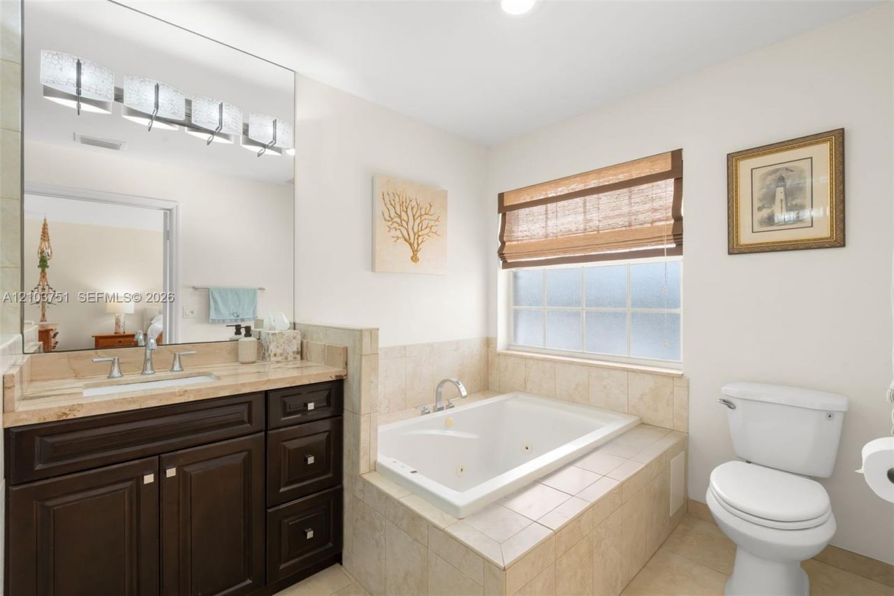 1381 NW 129th Way, Sunrise, FL 33323 Photo