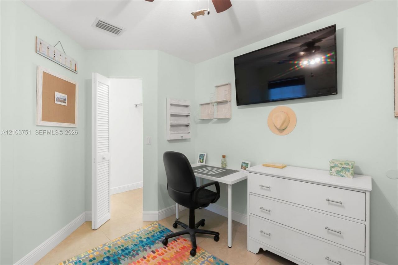 1381 NW 129th Way, Sunrise, FL 33323 Photo