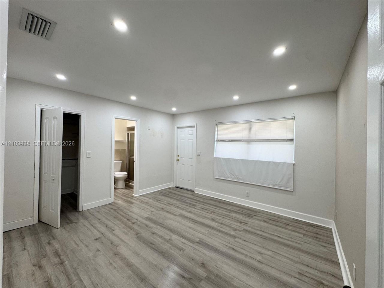200 SW 10th St, Unit 200, Hallandale Beach, FL 33009 Photo
