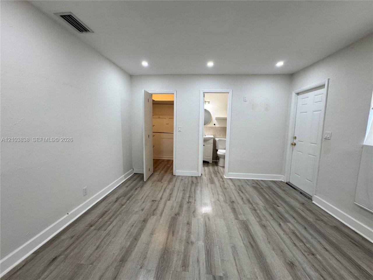 200 SW 10th St, Unit 200, Hallandale Beach, FL 33009 Photo