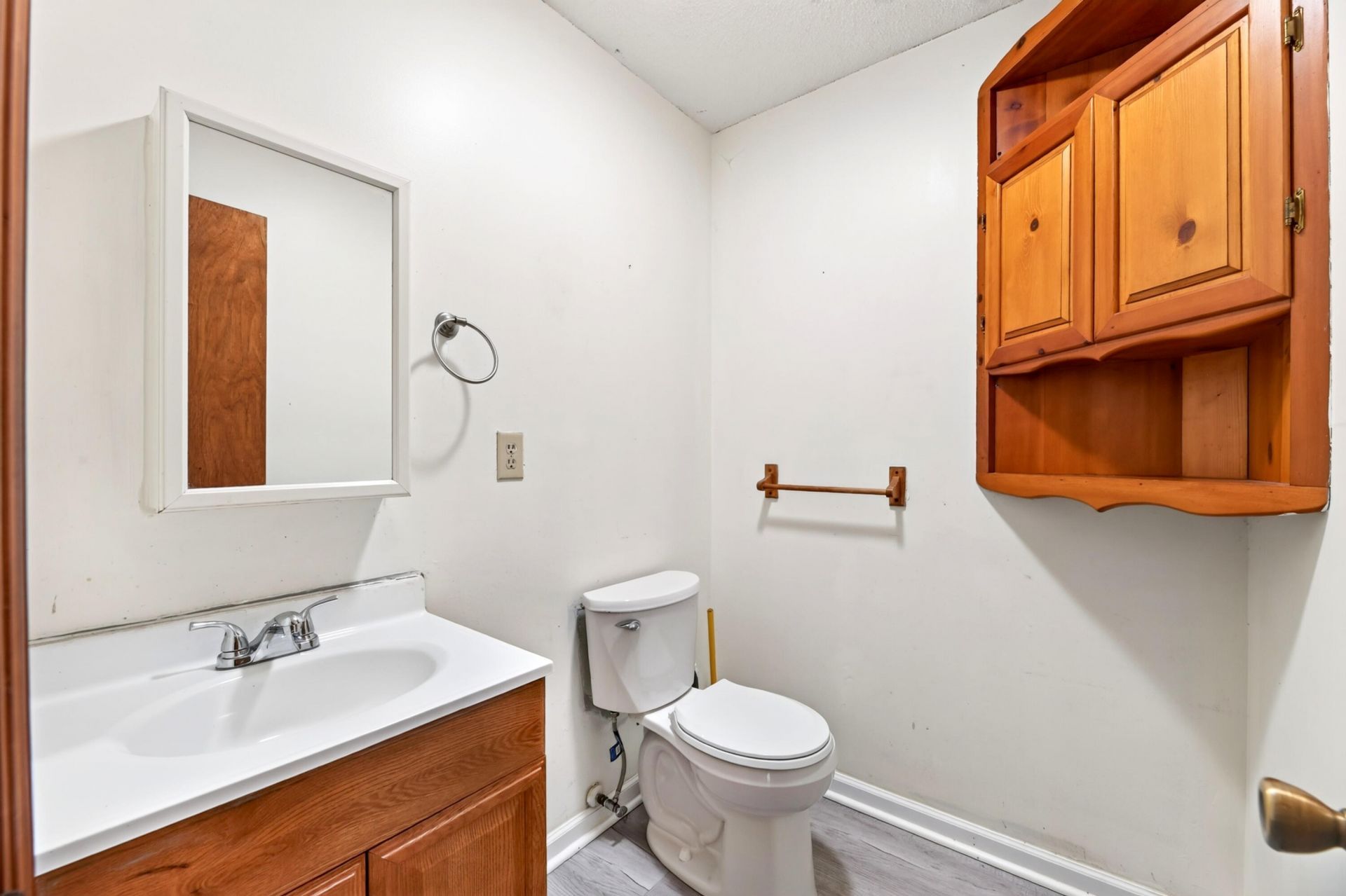 1531 Southwick Drive Photo 19